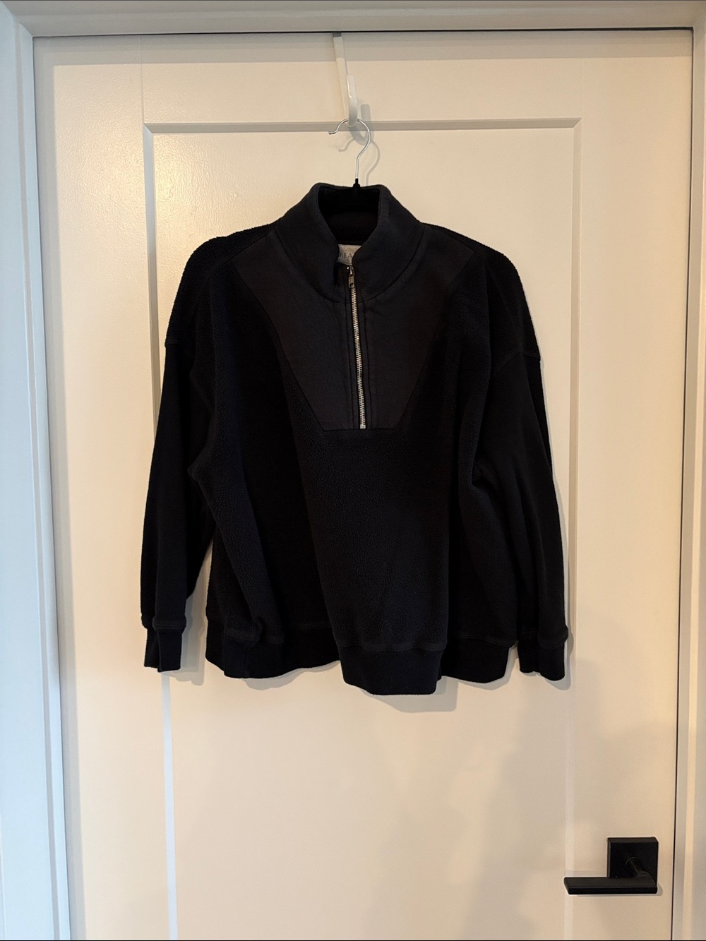 THE GREAT. Men's Black Half-Zip Sweater